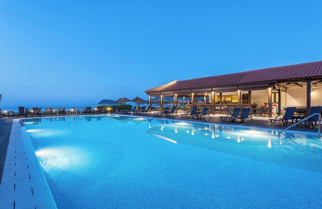 Galaxy Beach Resort, BW Premier Collection