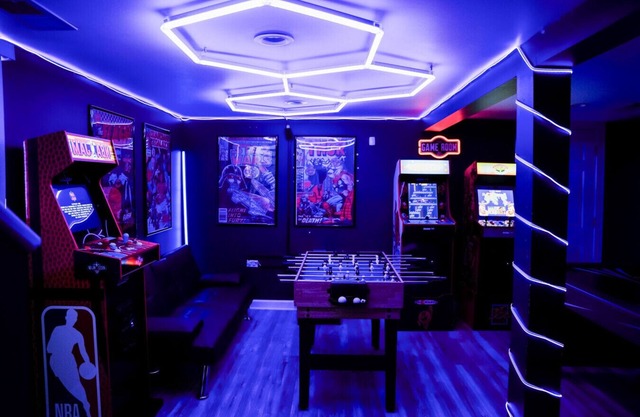 Game Room Fire-pit Playground Gym Billiard