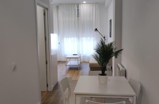 Garcia Noblejas Apartments