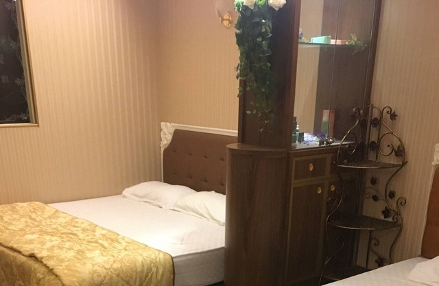 Garden night market tainan city 8 & half b&b