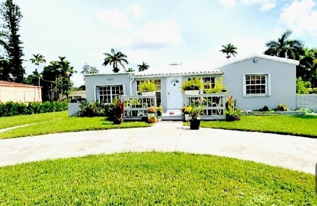 GARDEN PLACE MIAMI