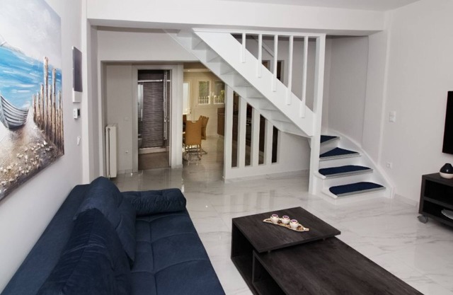 Garitsa Gem Suite - a stunning two-story house