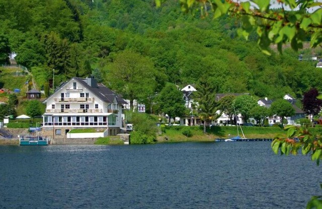 Garni Hotel Café Henn