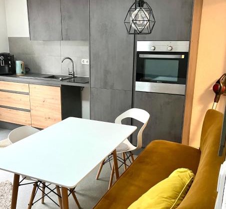 Garten Apartment für Hundefreunde umzäunt Souterrain