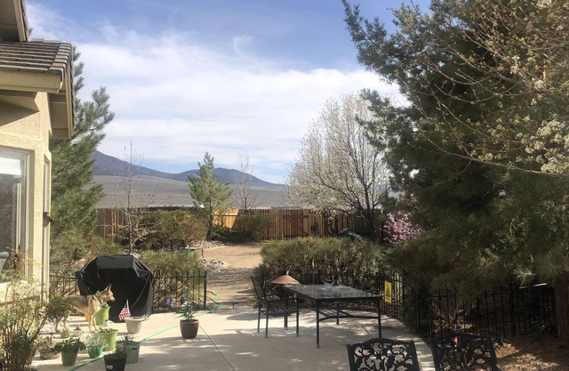 Gated Golf Course, Close to Tahoe! On the Dayton Airpark. Fly In Too!