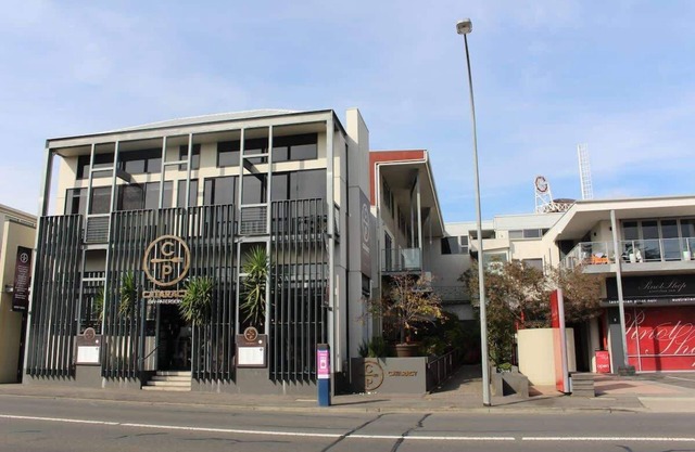 Gateway to The Gorge 3Br, 2Bath, CBD Apartment