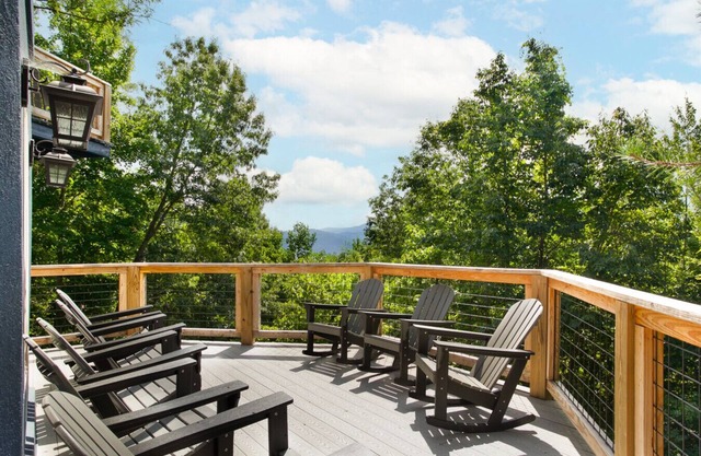 Gatlinburg's Getaway: View, Hot Tub, Theater, MORE