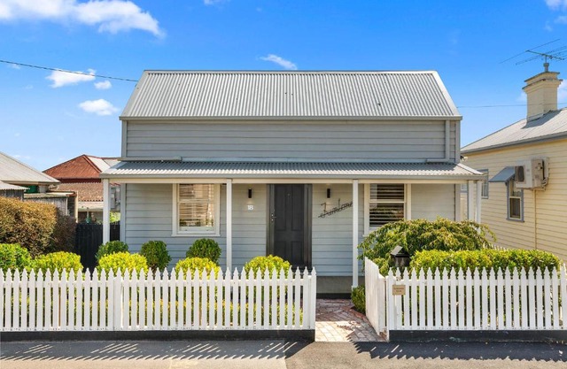 Geelong West Miner's Cottage