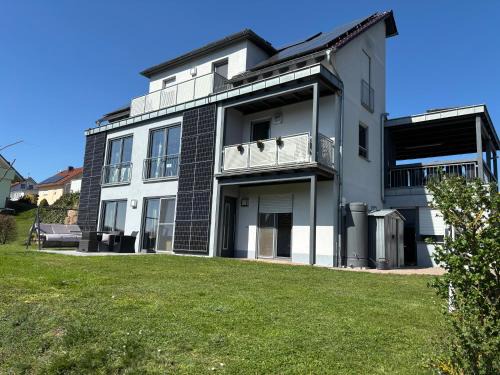 Gemütliche Ferienwohnung mit Sonnenterrasse