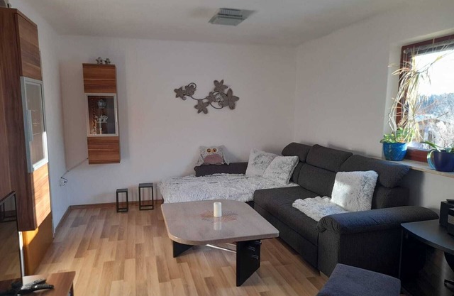 Gemütliches Ferienhaus mit Balkon und Garten