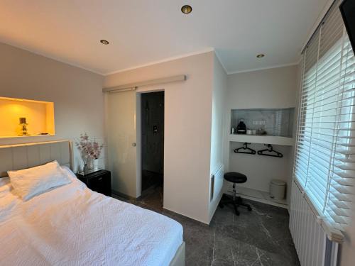 Gemütliches Zimmer in Flörsheim am Main nahe FRA Flughafen