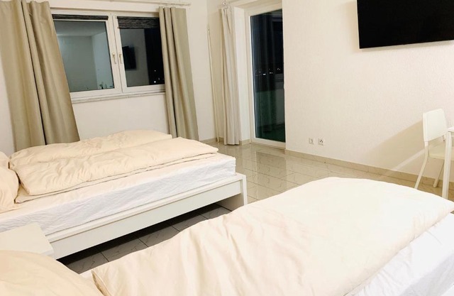 Gemütliches Zimmer 20 min vom Frankfurt HBF 1