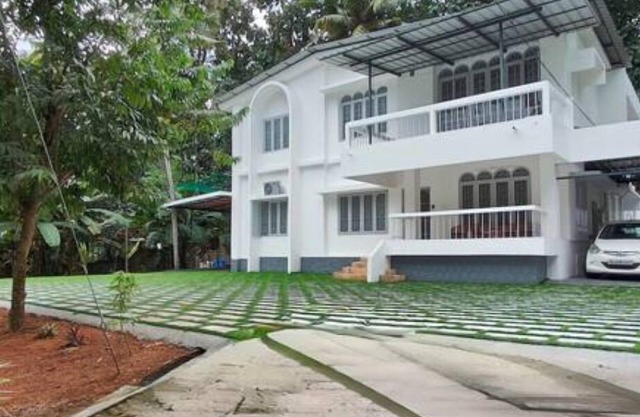 Genesis Spaces Upper AC 2 guests