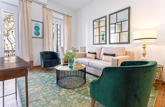 Genteel Home Recaredo