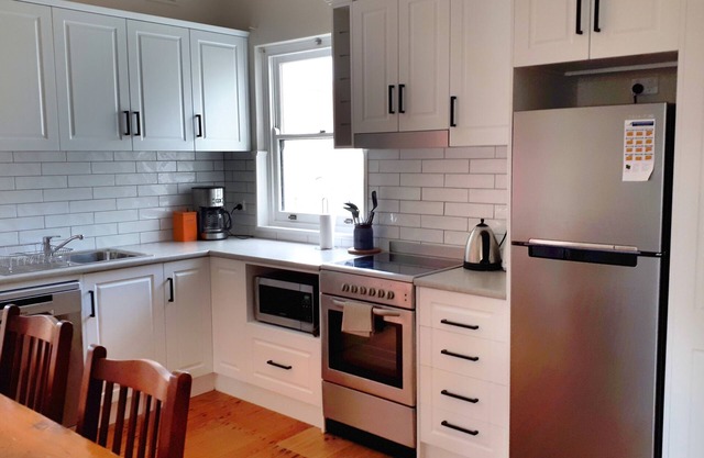 Gillian's on Meylin, Port MacDonnell