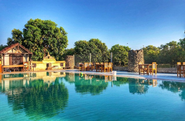 Gir Lions Paw Resort With Swimming Pool