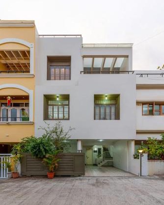 Giriraj Homestay 3 BHK with driver room