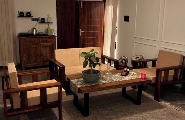 Gita Bhawan - Elegant Escape n2-bedroom house in a peaceful locality