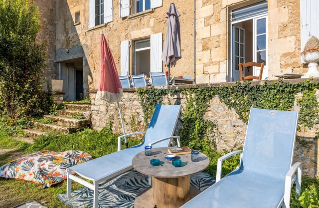 Gîte du Val d’Egray – Charming House with Garden in Champdeniers