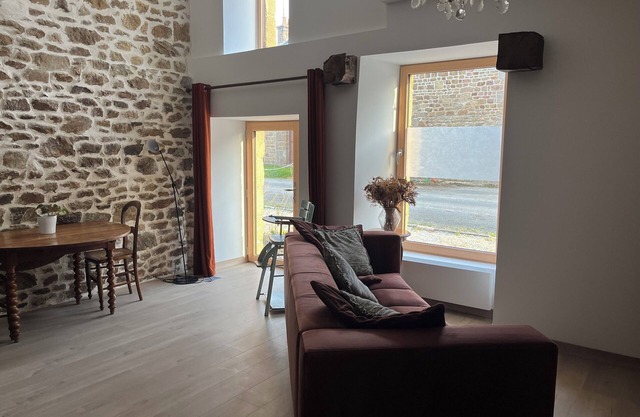 Gite sleeps 3, sleeps 5 in the countryside, garden, parking, pets welcome.