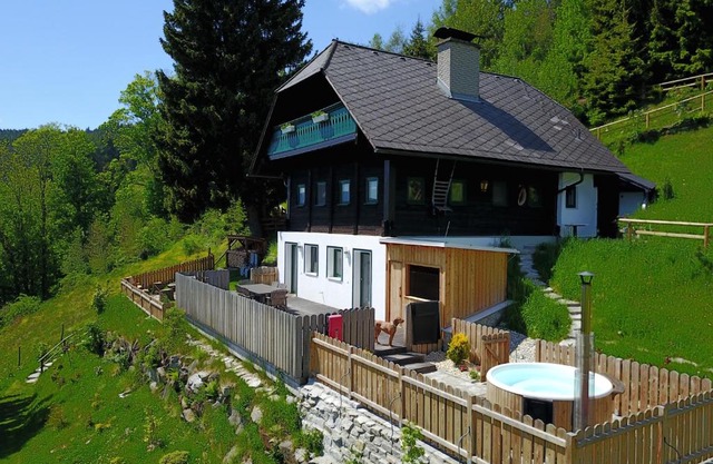 Glühwürmchenhütte