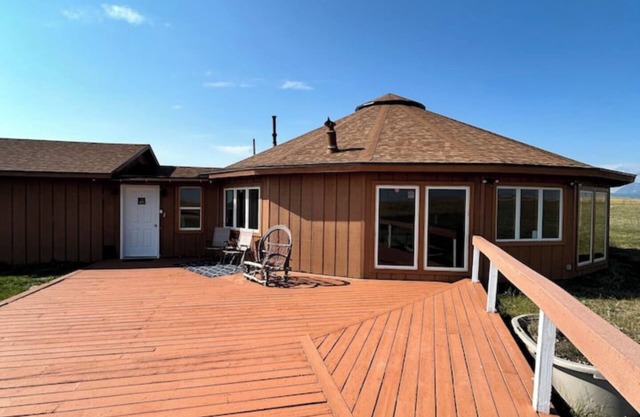 Glacier National Park 360° views of Plains and GNP