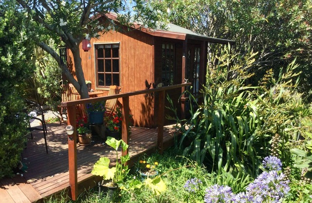 Glamping in a sweet cabin overlooking lagoon