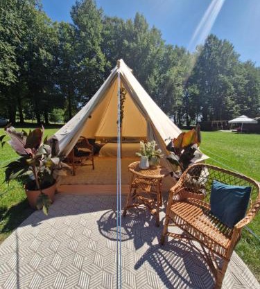 Glamping za Zamkiem w Chęcinach