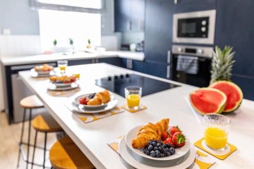Glasswing Stays Liquorice Lodge