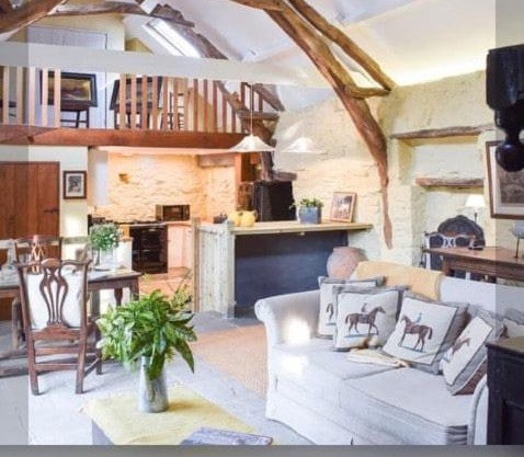 Glovers cottage private hot tub and super king