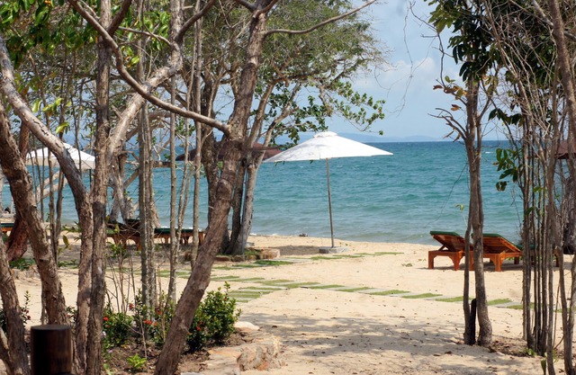 Gold Sand Beach Bungalow