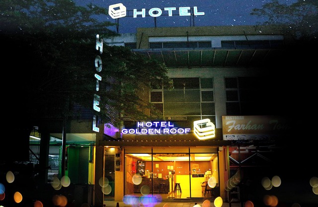 Golden Roof Hotel Seri Iskandar