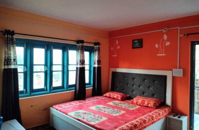 Golden Sunrise Villa: Your Idyllic Retreat in Talai