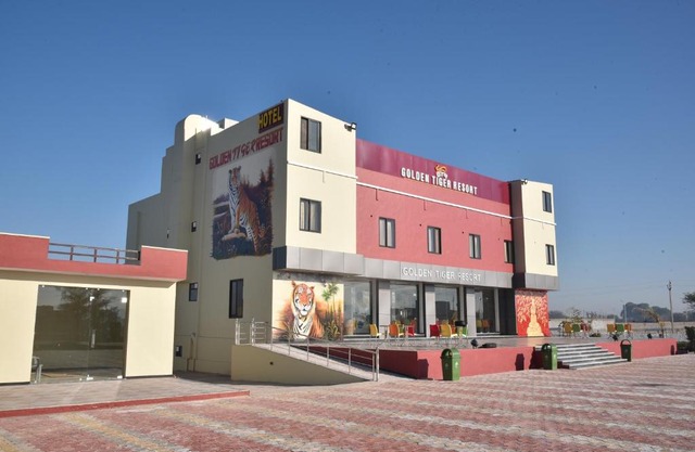Golden Tiger Resort, Sariska Highway, Jaipur, Rajasthan
