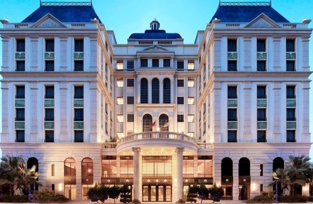 Golden Tulip - Aesthetics