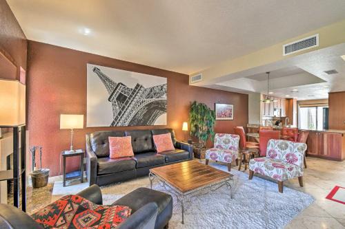 Golf Course Views, Hot Tub Access Phoenix Home!