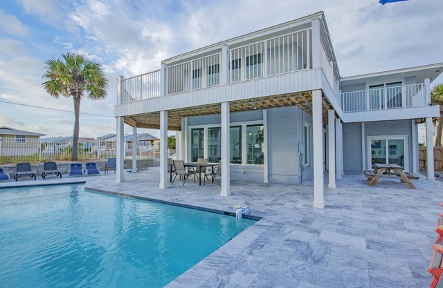 Gone Gulf'N - Incredible Home with Private Pool