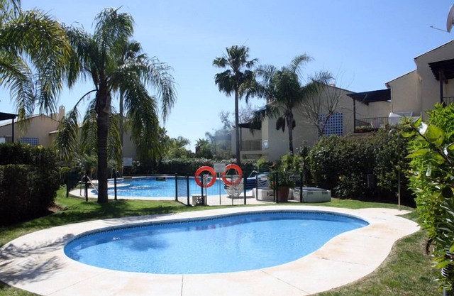 Gorgeous, super spacious house in Puerto Banus, just a short stroll to the beach