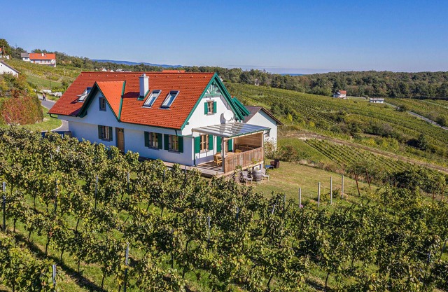 Gorgeous home in Eisenberg with kitchen