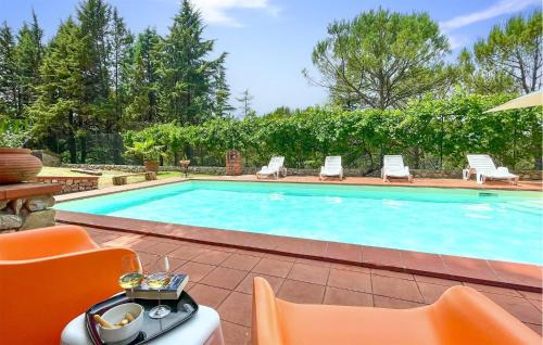 Gorgeous Home In Ficulle With Wifi