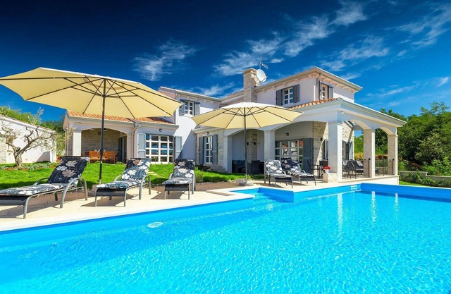 Gorgeous home in Porec