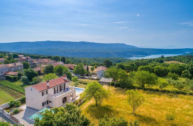 Gorgeous home in Puntera with WiFi