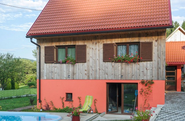 Gorgeous home in Trsce with sauna