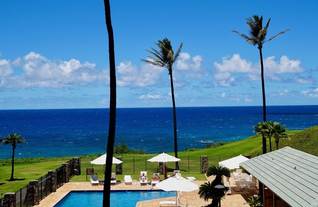 Gorgeous Oceanfront! - Sweeping Views & Steps to the Beach