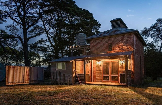 Grampians Historic Tobacco Kiln = unique accommodation