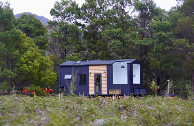 Grampians off grid experience with a view (Cabin1)