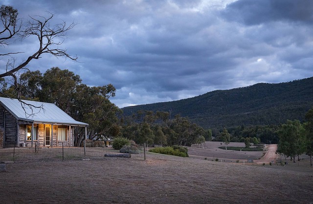 Grampians Pioneer log cabin