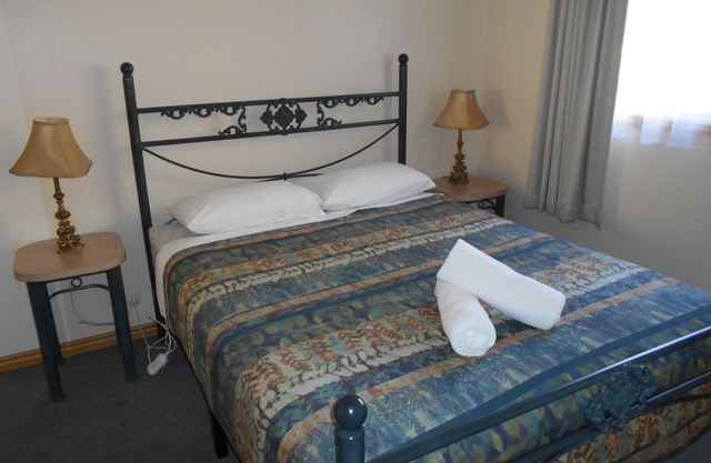 Grampians View Cottages and Units