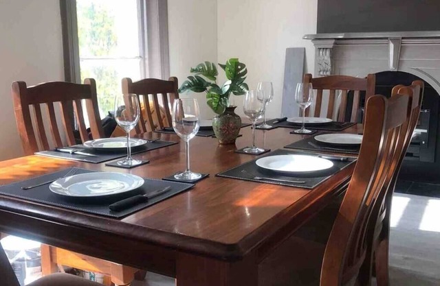 Grampians Views Getaway★Heart of Stawell★CBD★Wifi★Netflix★Parking