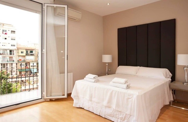 Gran Via modern and bright 3BD with terrace